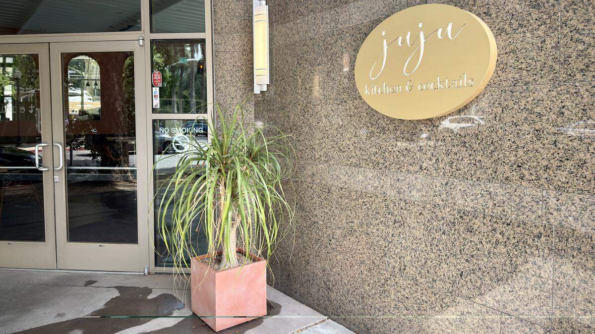 Chef-owner Mark Helm, formerly of East Sacramento’s Juno’s Kitchen, has taken over Juju Kitchen & Cocktails at 1501 L St. and expects to be open for service on Wednesday, May 6, 2026.