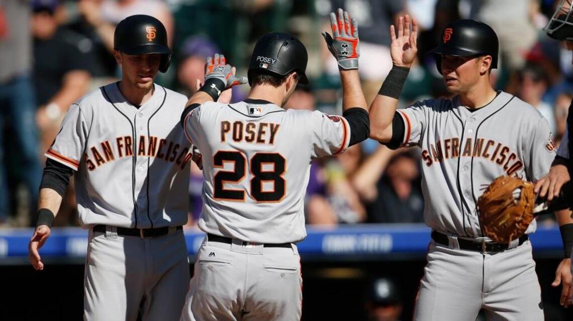 Giants, A’s put on hitting displays in victories