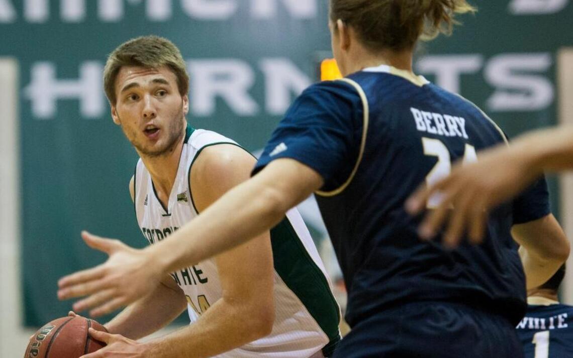 Former hoops reject Eric Stuteville is big man for Sac State