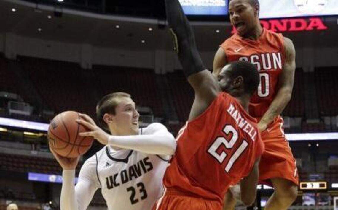 UC Davis beats Northridge to advance to semifinals of Big West Conference men’s tournament