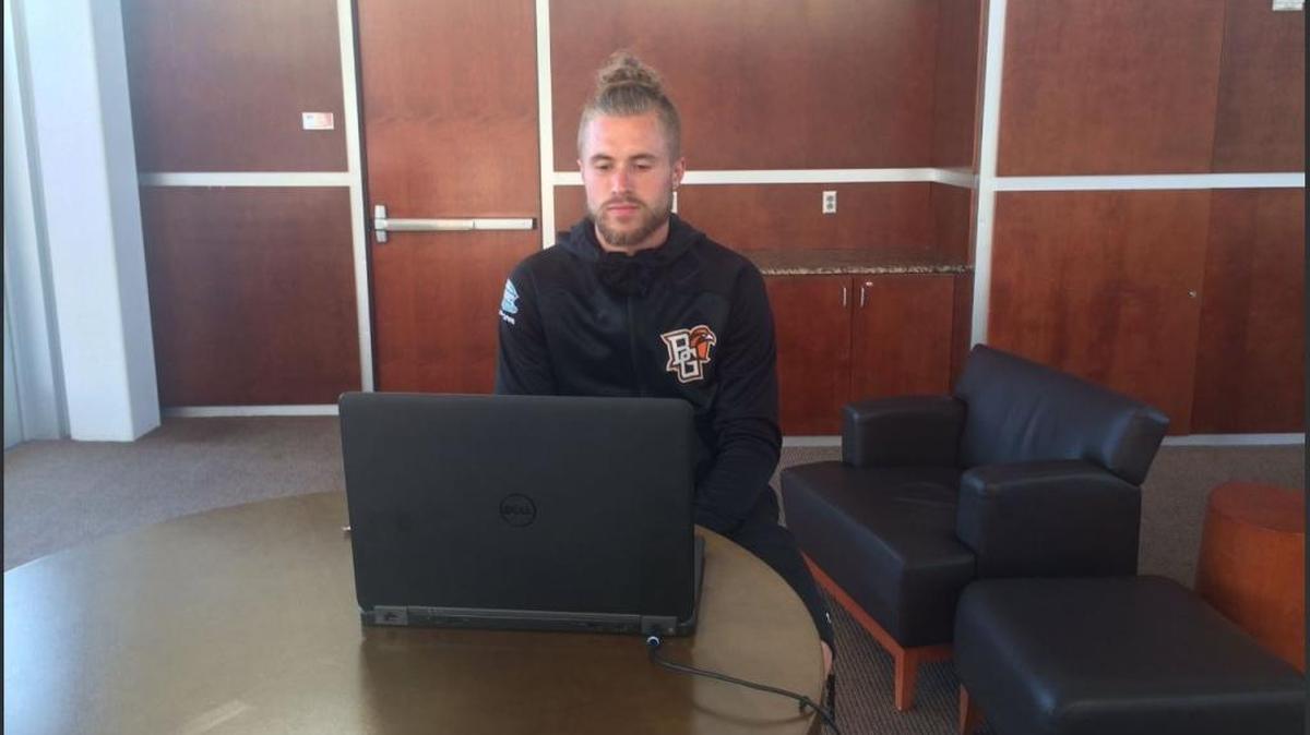 Bowling Green kicker Jake Suder prepares for an interview with ESPNews on Thursday, two days after making a 53-yard field goal in practice to win a scholarship.