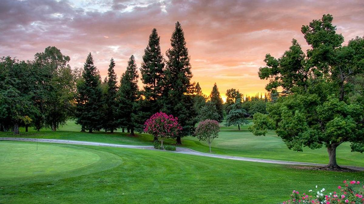 North Ridge Country Club’s membership has voted to spend $3.7 million to renovate the 60-year-old golf course’s greens and bunkers.