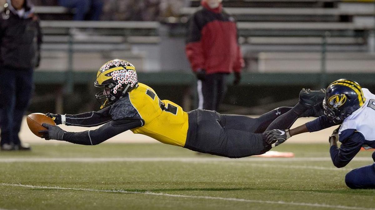 Del Oro High School wide receiver-defensive back Mason Hurst, diving into the end zone for a touchdown against Inderkum on Friday, Dec. 2, 2016, is the Bee’s Player of the Year.