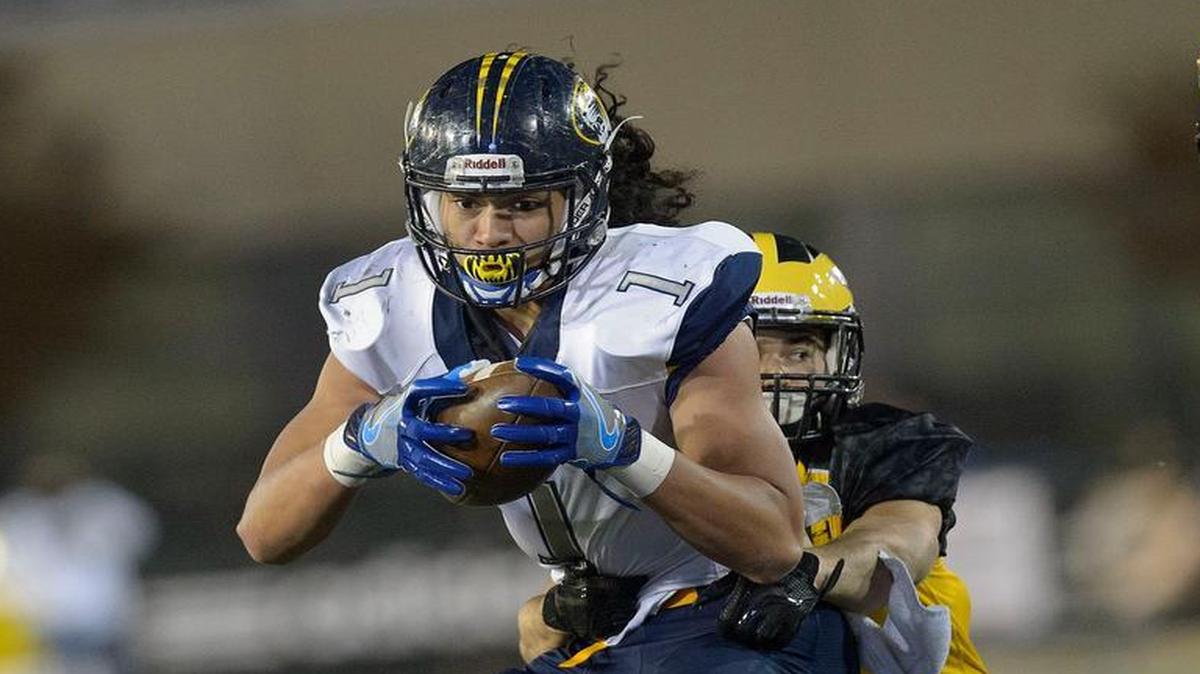 Inderkum tight end-linebacker Joshua Falo catches a pass against Del Oro on Friday, Dec. 2, 2016. Falo is the Bee’s Defensive Player of the Year.