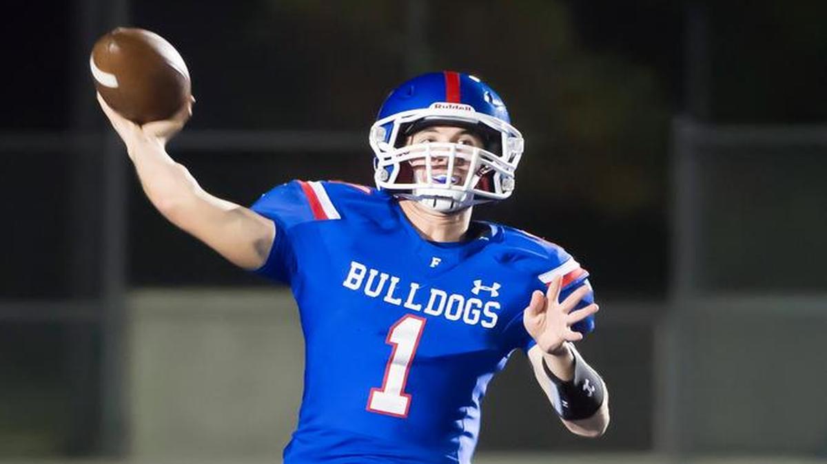 Folsom High School quarterback Joe Curry fires a pass against Sheldon on Friday, Nov. 18, 2016. Curry is the Bee’s Offensive Player of the Year.