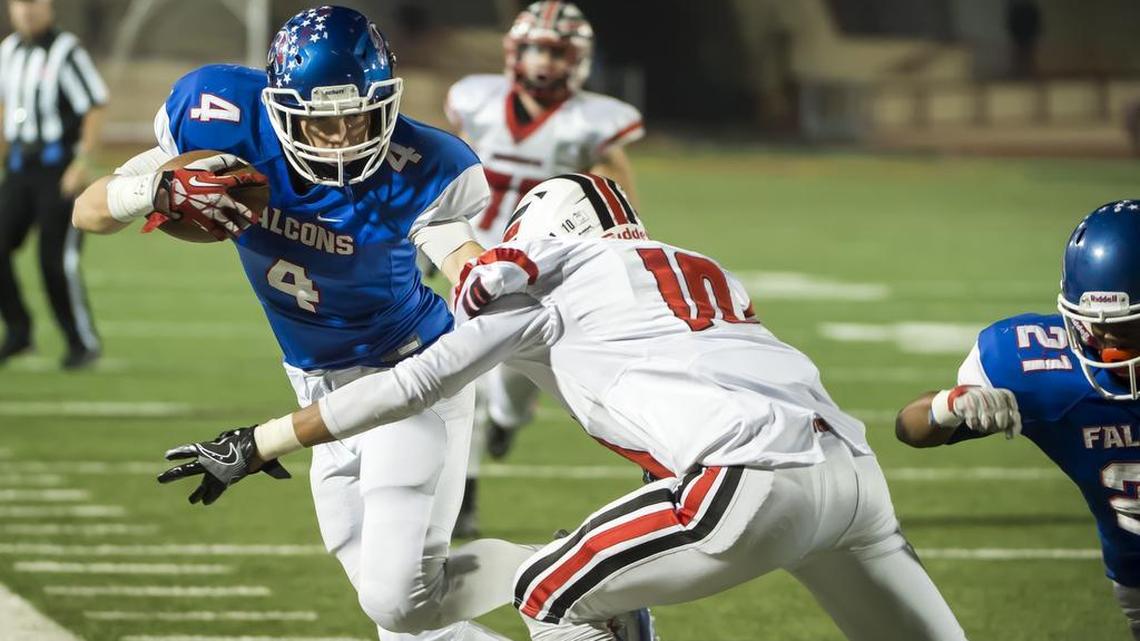 See how the sports world is reacting to death of Oregon tight end Spencer Webb