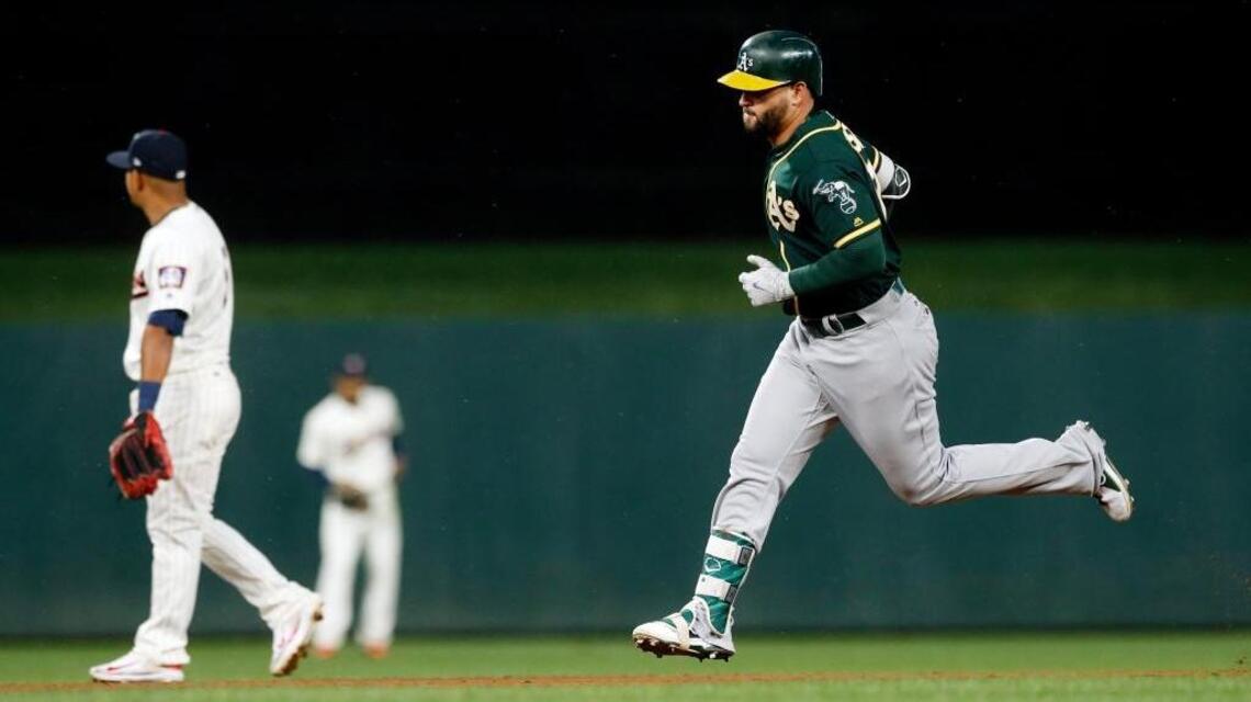 A’s first baseman Yonder Alonso named American League Player of the Week