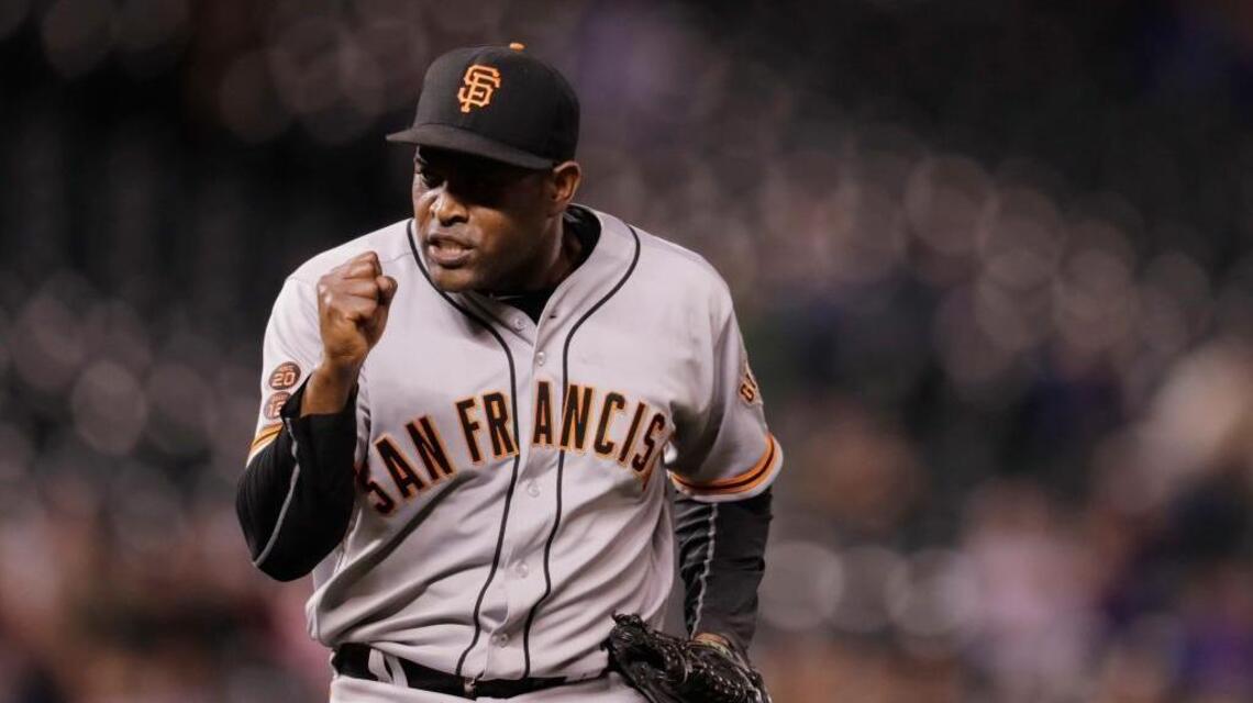 Reliever Santiago Casilla happy to ‘return home’ to Oakland