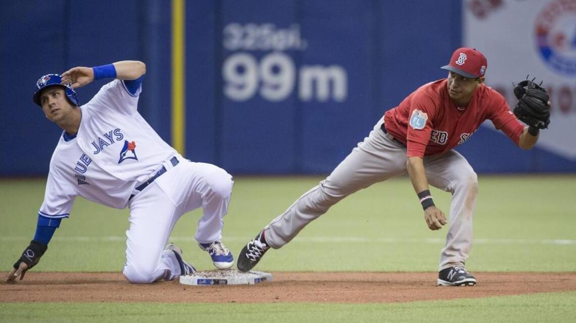 Giants bring top Sacramento prospect back to California amid flurry of deadline deals