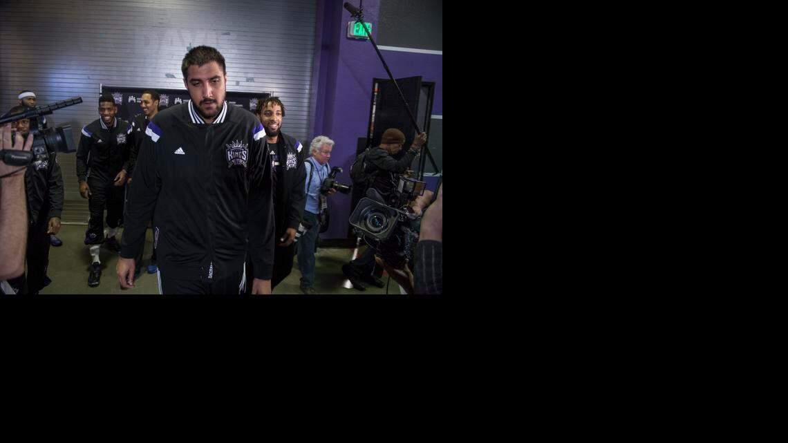 
Sacramento Kings center Sim Bhullar (32) prepares to take the floor with teammates on Friday night, April 3, 2015 before the NBA game between the Sacramento Kings and New Orleans Pelicans at Sleep Train Arena in Sacramento, California.
