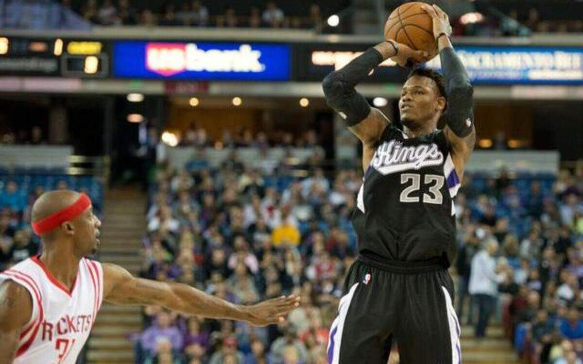 
Sacramento Kings guard Ben McLemore (23) shoots a basket against Houston Rockets guard Jason Terry (31) on Thursday, Dec. 11, 2014 at Sleep Train Arena in Sacramento.
