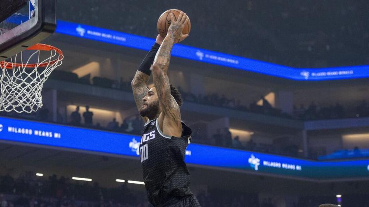 Kings center Willie Cauley-Stein rises high over the rim for a dunk against the Golden State Warriors on Friday night, Dec. 14, 2018, at Golden 1 Center. Warriors star Draymond Green also says Cauley-Stein and De’Aaron Fox of the Kings “gotta be two of the fastest people in the league.”