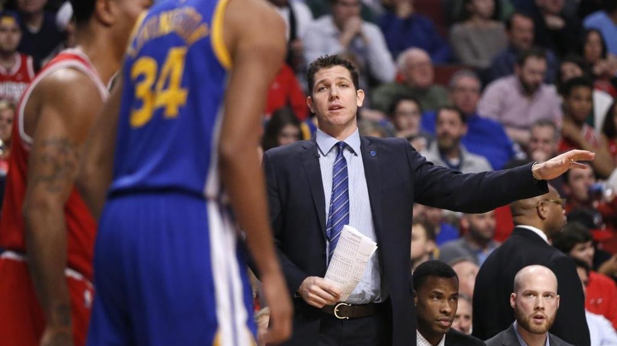 Luke Walton guided the Golden State Warriors to a 39-4 record standing in for Steve Kerr at the start of the season. Walton is someone the Kings would like to talk to about their coaching vacancy. ... As interim coach, Walton directs guard Shaun Livingston during the first half of an NBA basketball game against the Chicago Bulls Wednesday, Jan. 20, 2016, in Chicago.