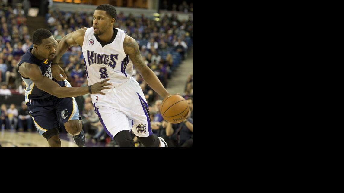 
Kings forward Rudy Gay (8) drives to the basket against Memphis guard Tony Allen (9) during the first half on Sunday, Nov. 30, 2014 at Sleep Train Arena in Sacramento.
