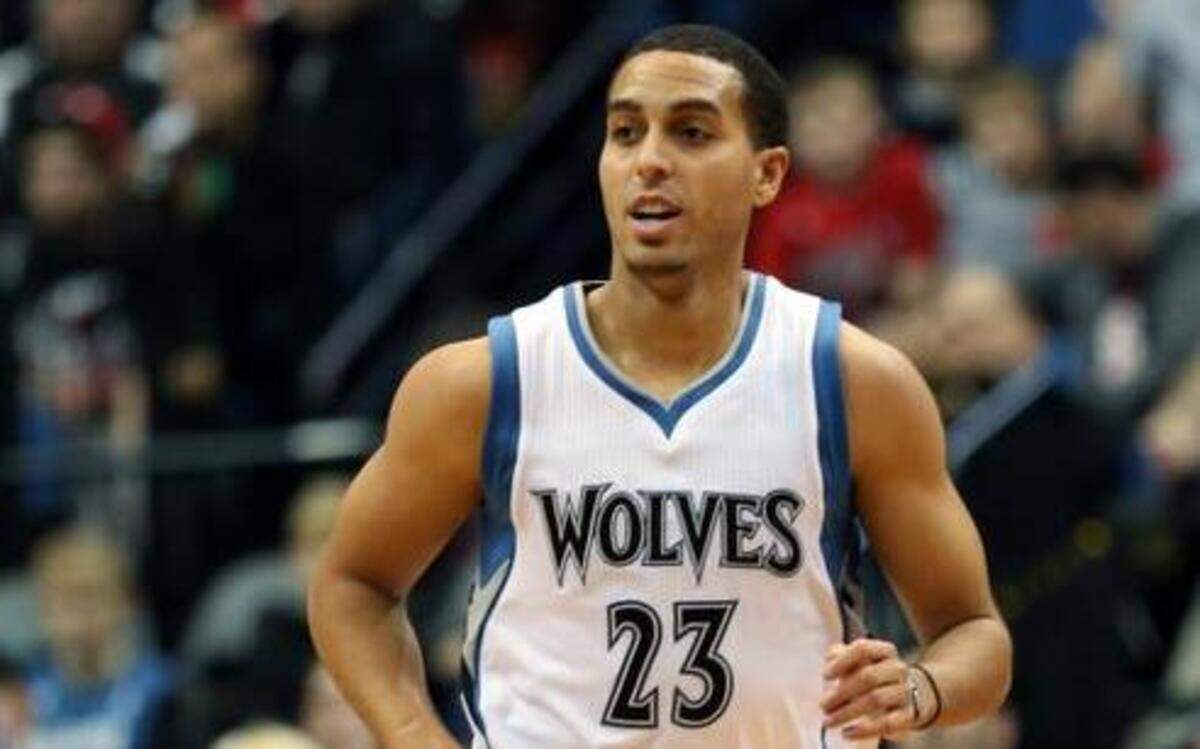 
Timberwolves guard Kevin Martin is out indefinitely after breaking his right wrist.
