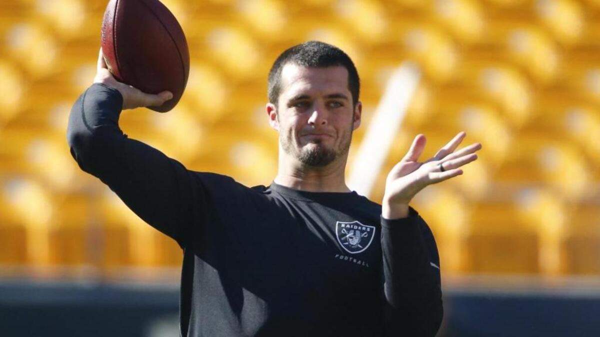 Oakland Raiders quarterback Derek Carr needs 207 passing yards to reach 4,000 and three touchdown passes to match Daryle Lamonica’s season franchise record of 34 set in 1969. ... Carr warms up before an NFL football game against the Pittsburgh Steelers, Sunday, Nov. 8, 2015, in Pittsburgh.