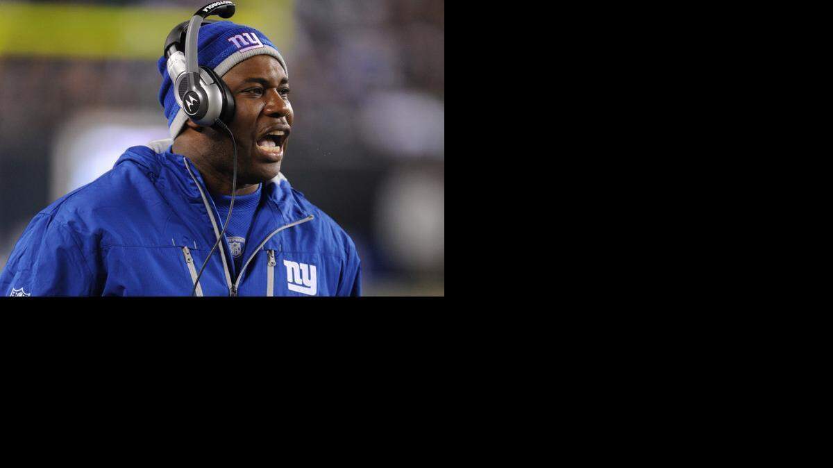 
Jim Tomsula will meet with former Giants defensive coordinator Perry Fewell about the role of 49ers secondary coach
