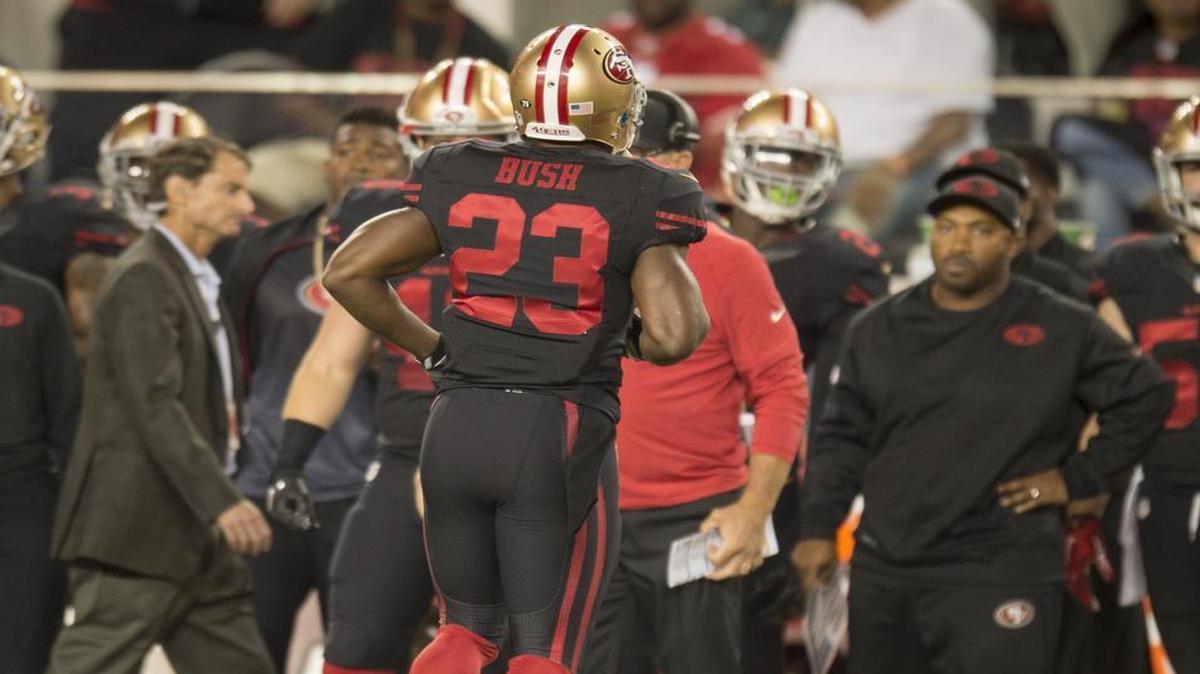 
San Francisco 49ers running back Reggie Bush (23) limps off the field in the first quarter in the NFL football game between the San Francisco 49ers and Minnesota Vikings at Levi Stadium in Santa Clara on Monday night, September 14, 2015.

