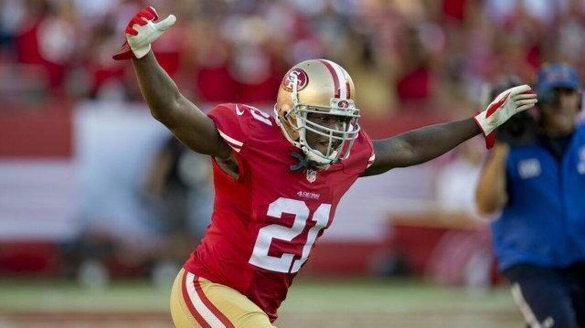 Free-agent running bck Frank Gore is scheduled to visit the home-town Miami Dolphins.