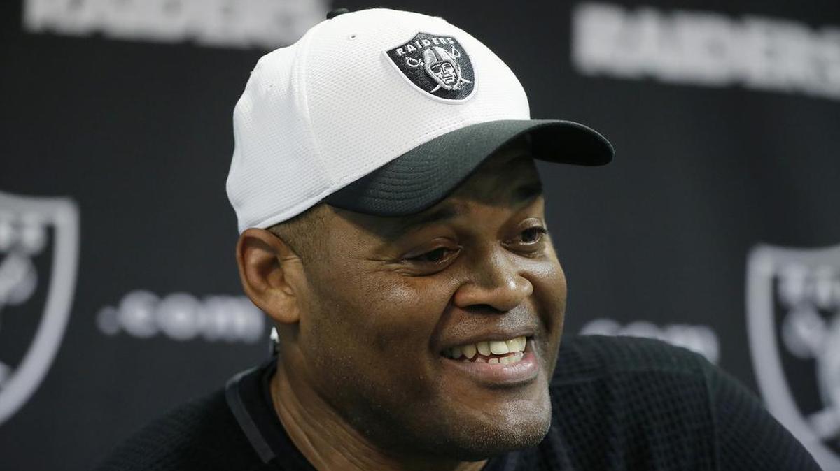 Former Raiders defensive coordinator Ken Norton Jr. was hired by the 49ers on Monday.