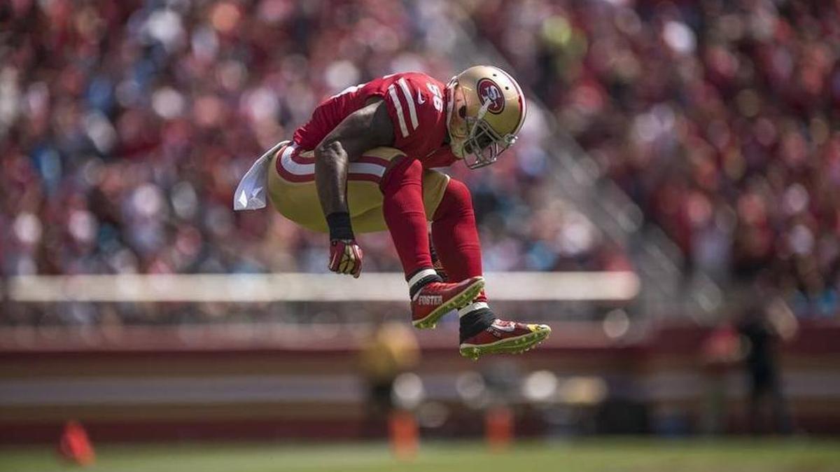 Reuben Foster was the 49ers’ most impressive rookie Sunday, but the linebacker only played 11 snaps.