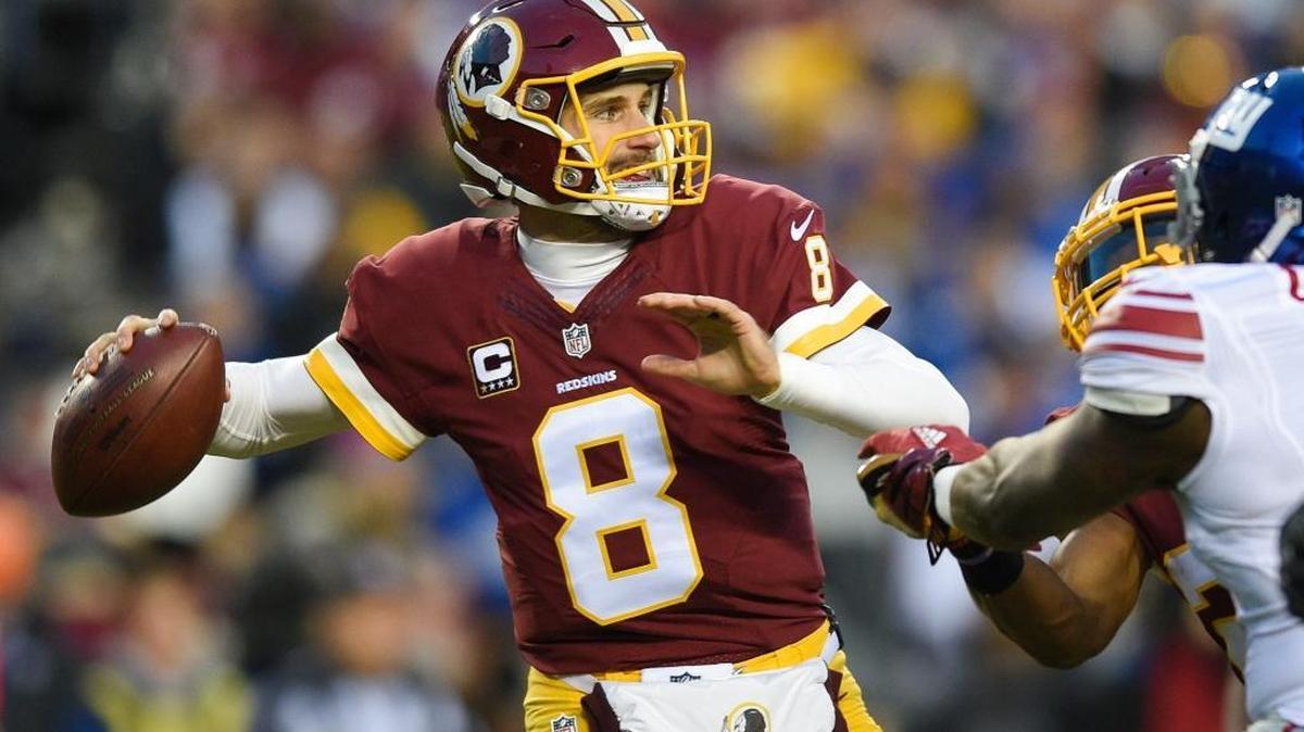 Washington Redskins quarterback Kirk Cousins (8) passes during the first half of an NFL football game against the New York Giants in Landover, Md., Sunday, Jan. 1, 2017.