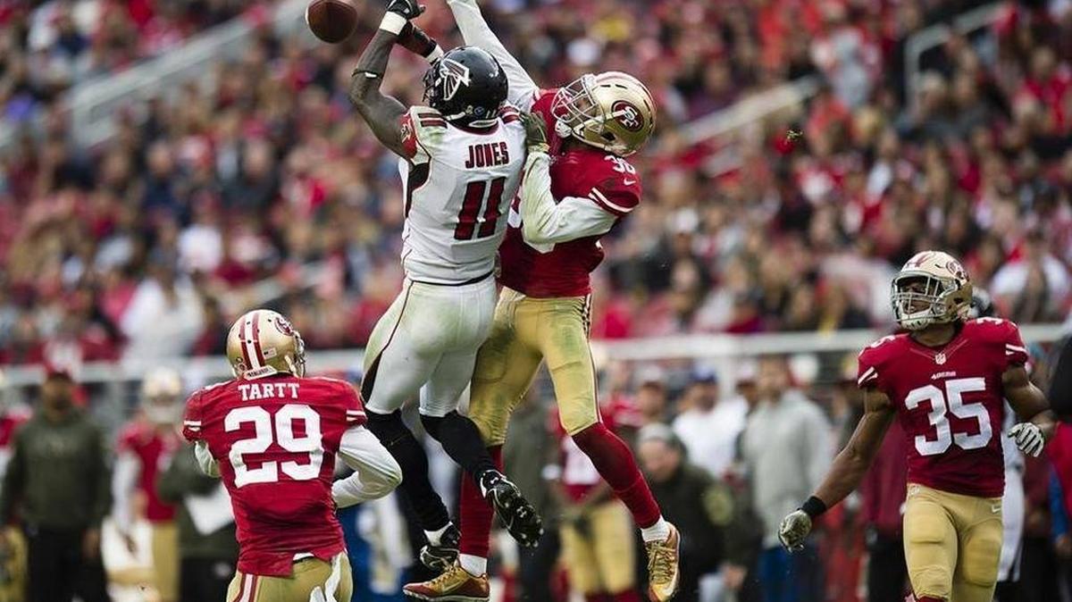 Cornerback Dontae Johnson, a frontrunner to start for the 49ers at cornerback, suffered a concussion in Tuesday’s session.