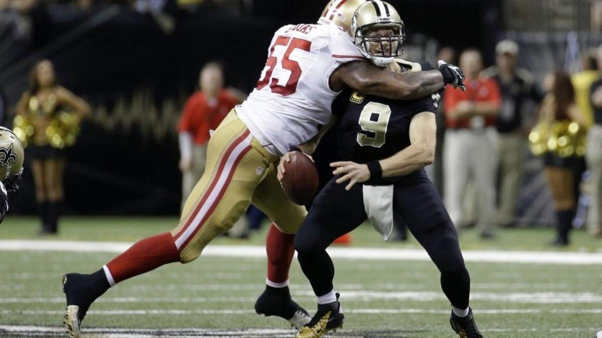 
Outside linebacker Ahmad Brooks, left, promises to have a big role on the 49ers’ defense Monday despite the charges pending against him.
