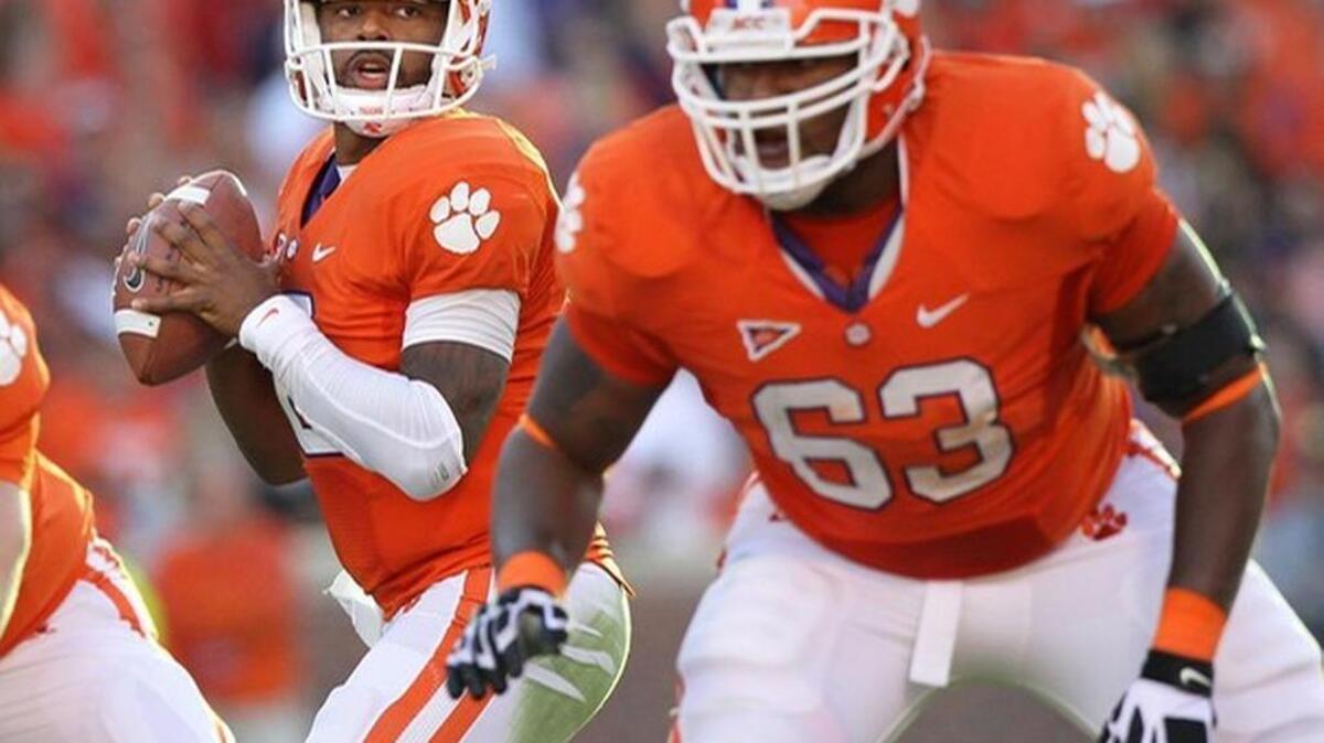 
Brandon Thomas (63), who played left tackle at Clemson, is among those competing to start at right guard for the 49ers
