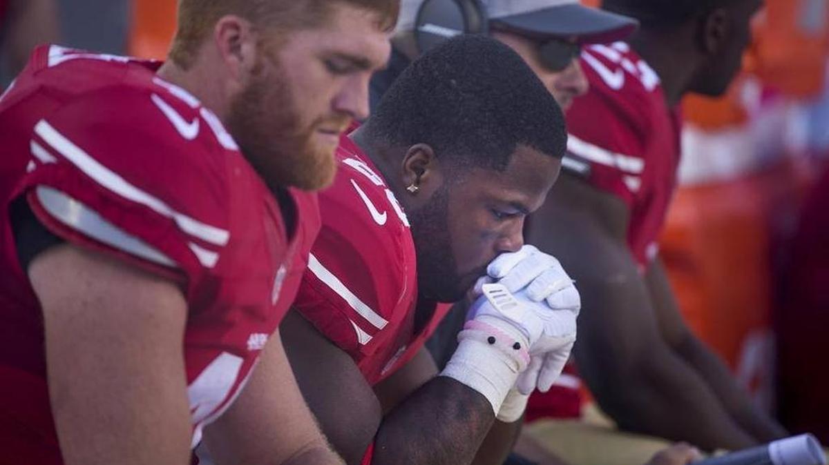 Running back Carlos Hyde, who last year dealt with a foot injury, is dealing with a shoulder injury this year.