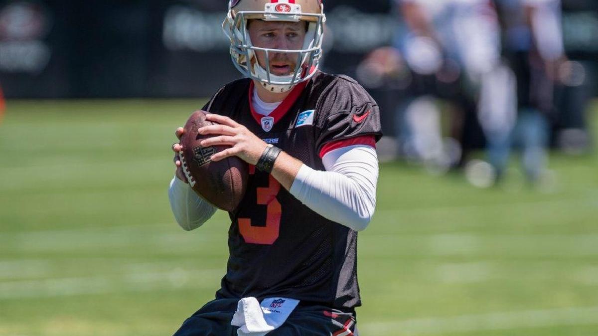an Francisco 49ers rookie quarterback C.J. Beathard drops back to pass during practice on Wednesday, May 31, 2017.