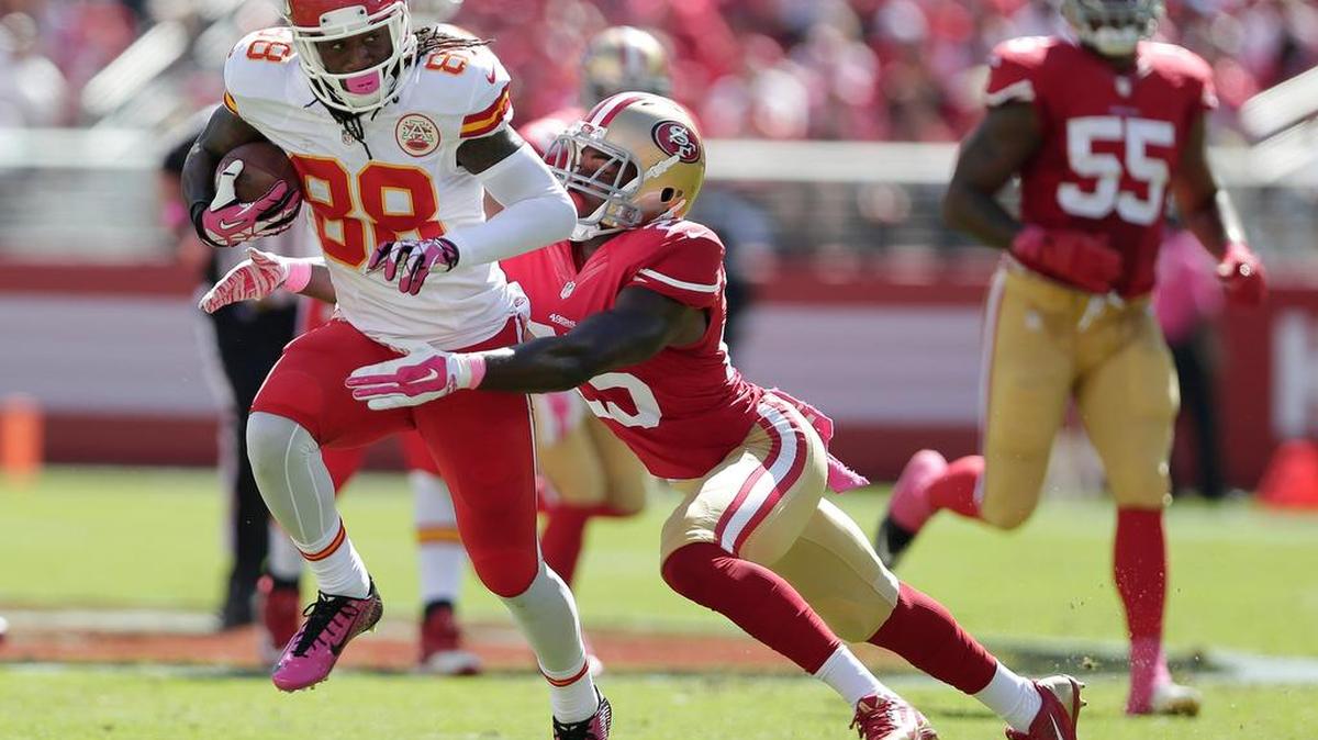 
Jimmie Ward (25) was the 49ers’ nickel cornerback at the start of last season. This year he’s well behind Tramaine Brock in the competition for that spot.
