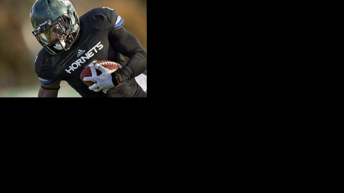 
DeAndre Carter led Sacramento State in catches (99) and receiving yards (1,321) last season.
