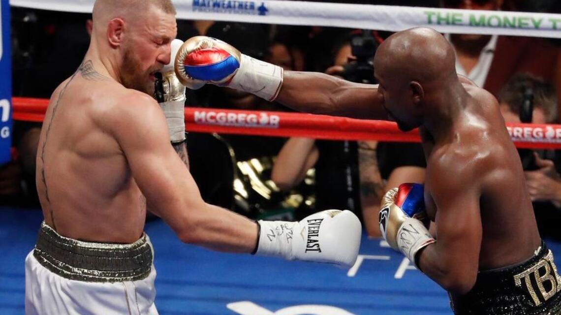 Mayweather-McGregor fight, and its delayed start, send Twitter into frenzy