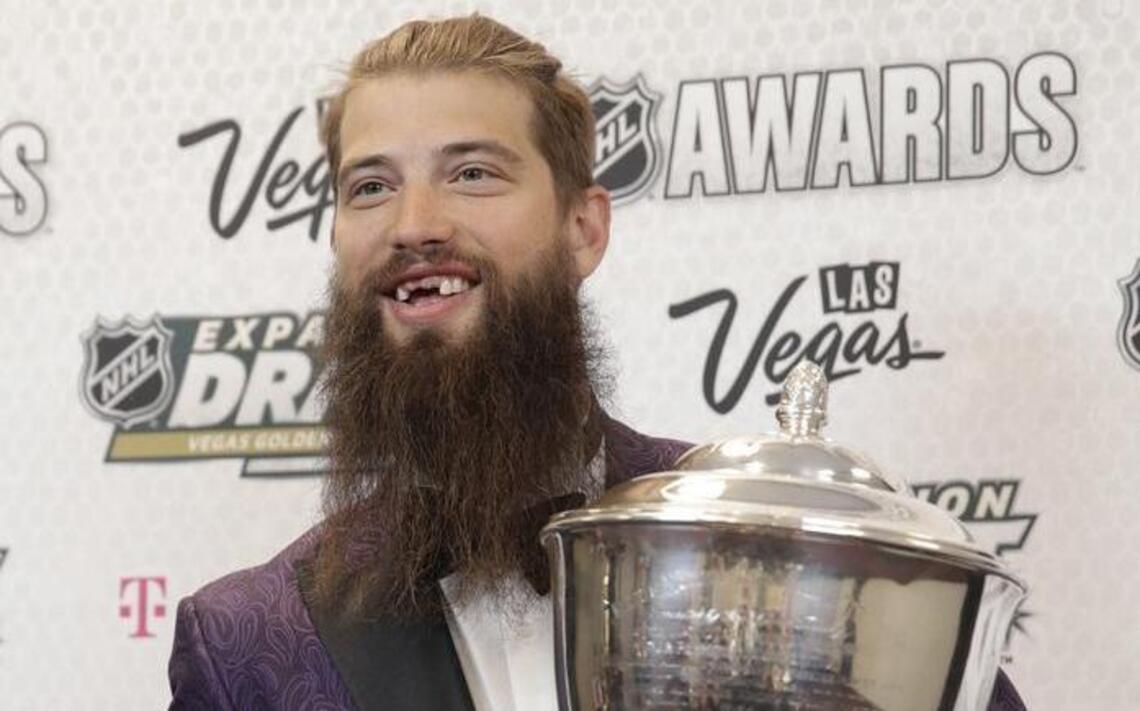 Kids want this hockey star’s autograph – because they think he’s a pirate
