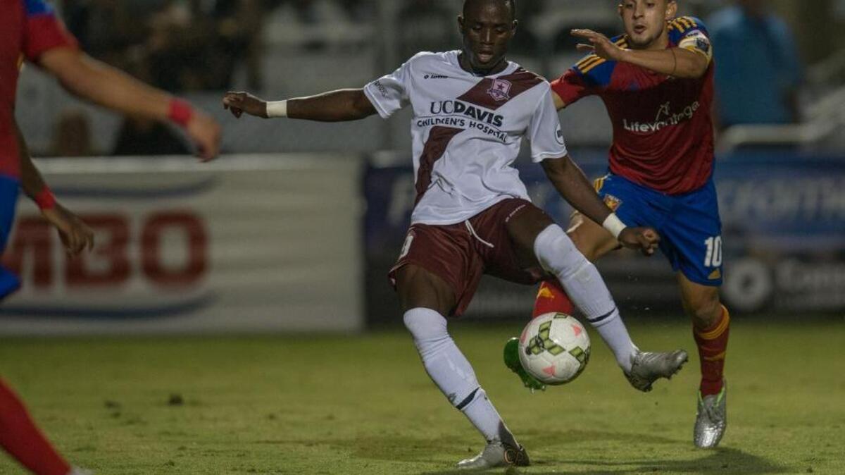 Republic FC forward Gabe Gissie (9) attempts to score a goal against the Salt Lake City Real Monarchs SLC on Aug. 22, 2015, in Sacramento.