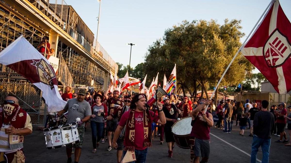The Tower Bridge Battalion enters the stands at a game between Republic FC and San Antonio FC on Aug. 6, 2016, at Bonney Field in Sacramento, Calif.