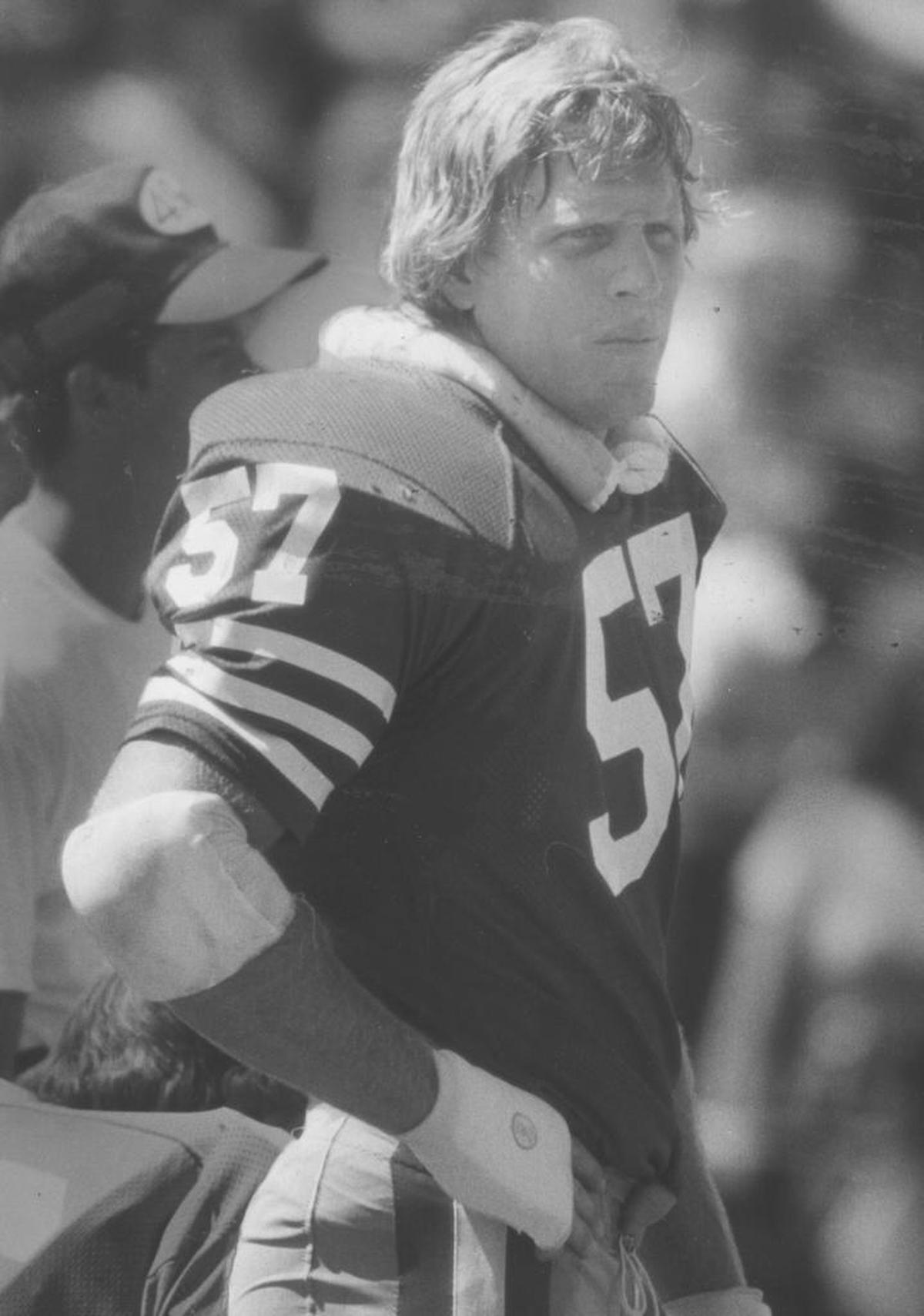 Dan Bunz was a key player for the San Francisco 49ers early in their run of 1980s success.