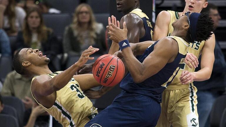 A look at UC Davis' Causeway Hoops win over Sacramento State